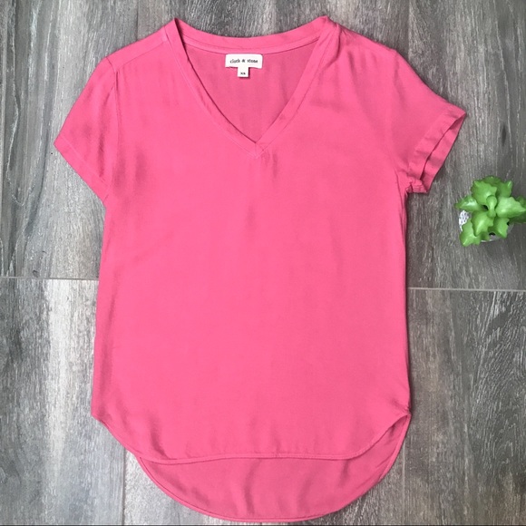 cloth & stone Tops - Cloth & Stone V-Neck High Low Top - Size XS